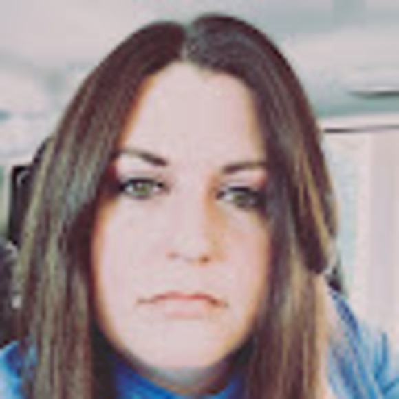 Meet your Posher, Jessica - Picture 1 of 1